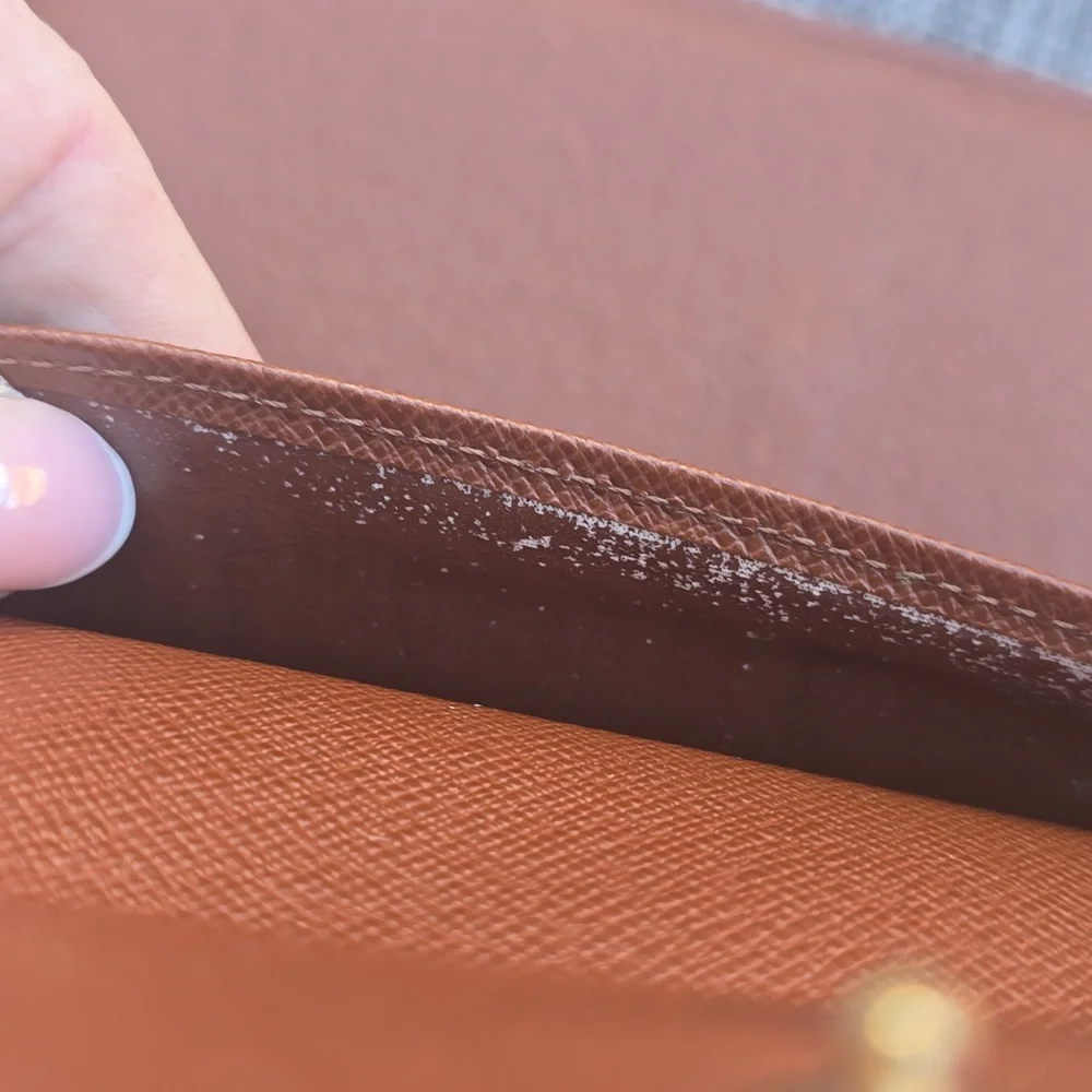 Free With $200 Purchase Louis Vuitton Monogram Wallet - Picture 7 of 14